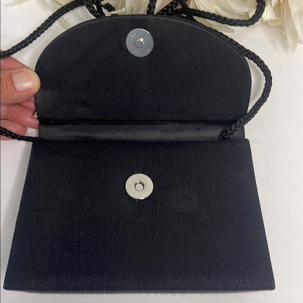 La Regale Black and Silver Mini Bag with Structured Design EUC No Callouts - Picture 4 of 13